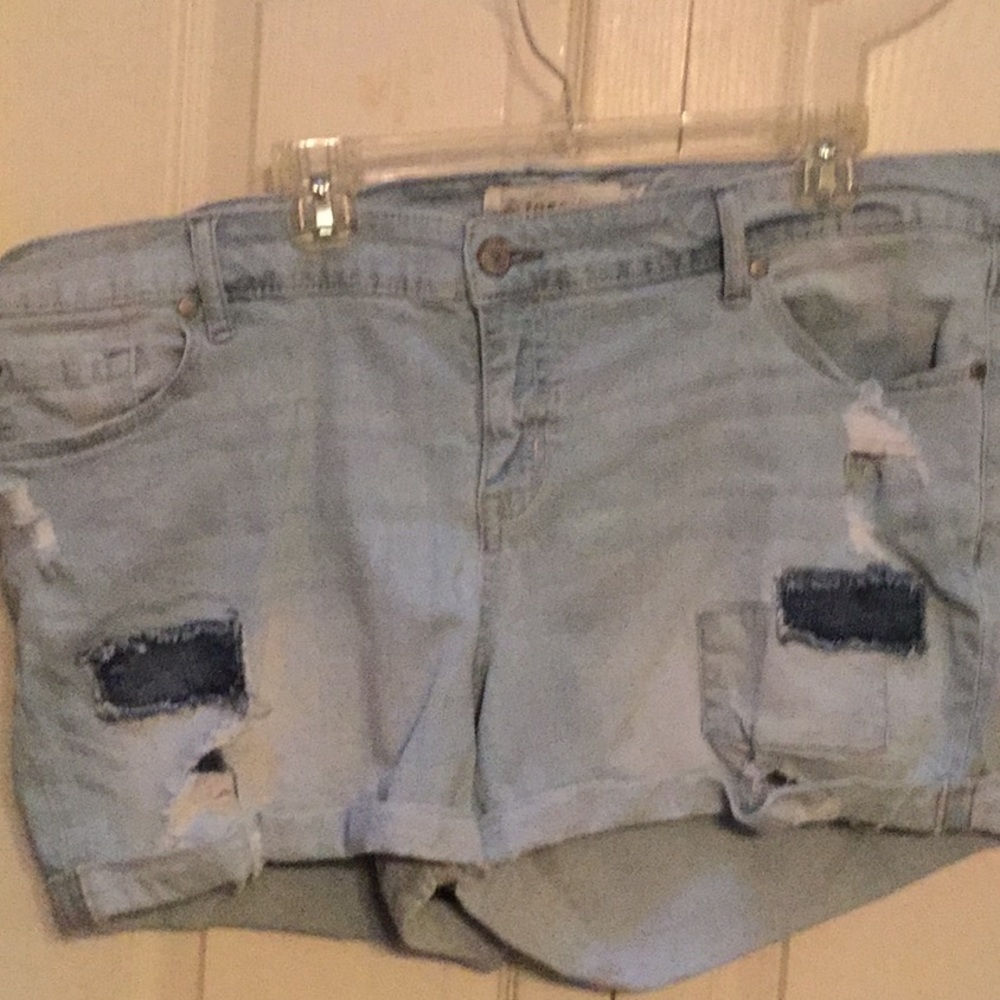 Torrid distressed boyfriend jean shorts